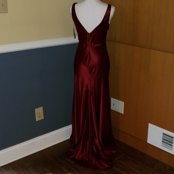 Evening gown - Picture 3 of 7